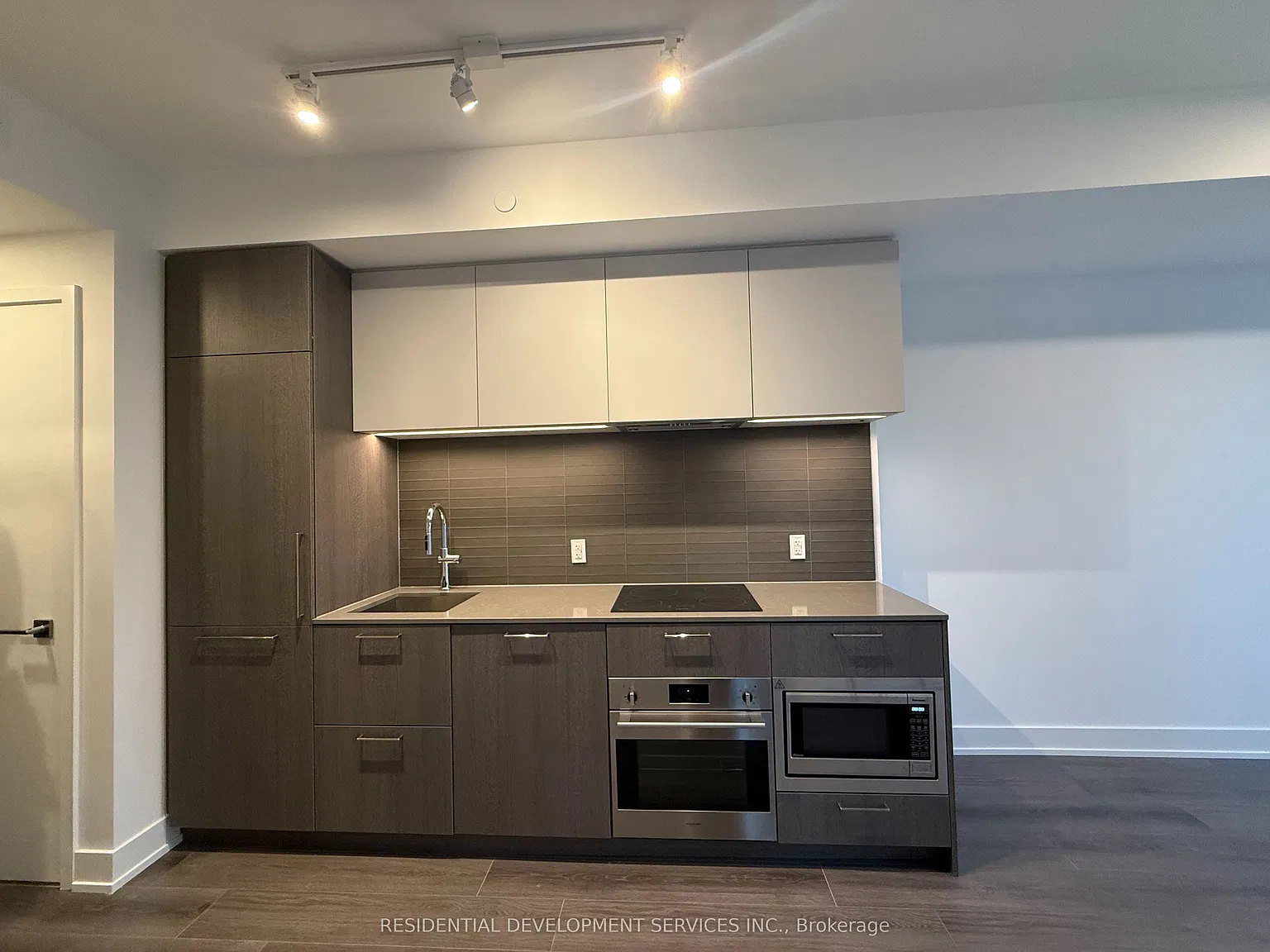 Olive Residences — Photo 4