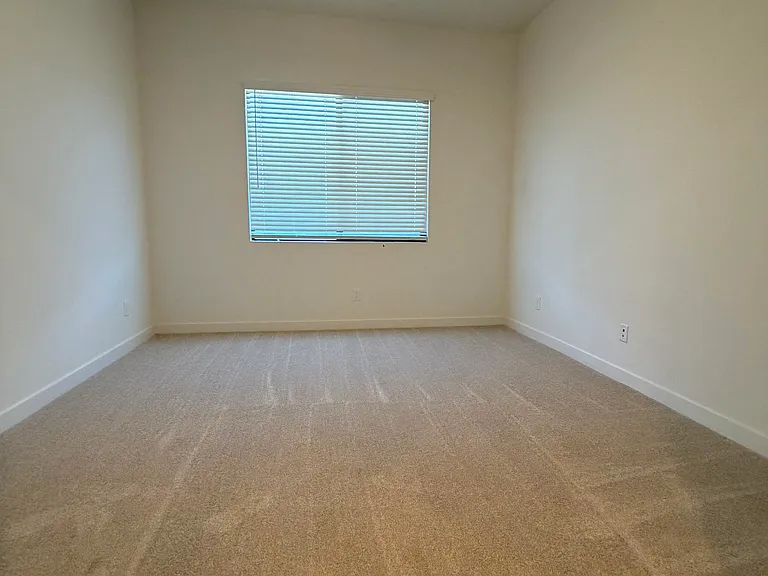 835 E Hopi Trl — Photo 15