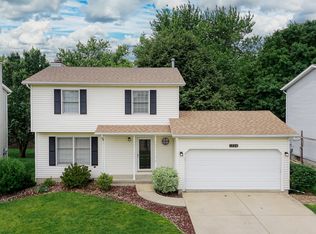 1224 Eastport Dr, Bloomington, IL