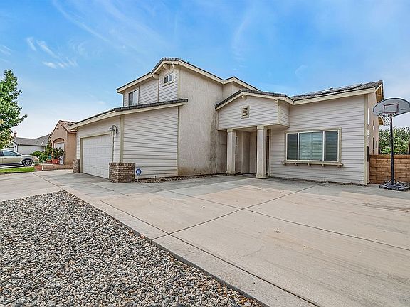4th image of 43847 Sierra Vista Dr