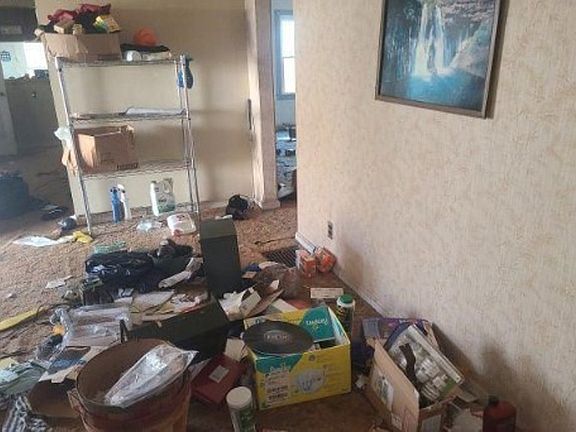 Additional Living Room