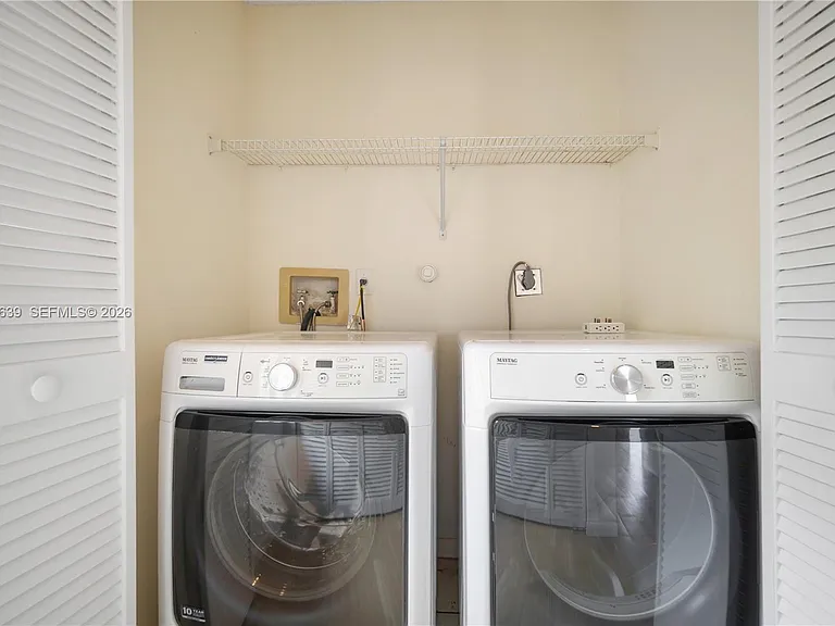 21378 Marina Cove Cir #11-B — Photo 35