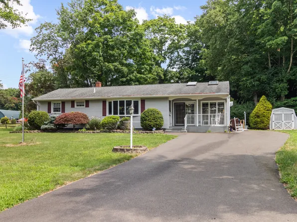 4 Miller Road, North Branford, CT 06472