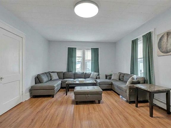 2nd image of 187 Sisson St
