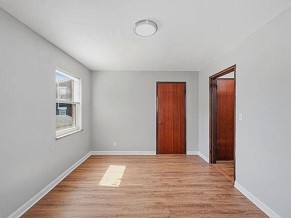 4th image of 4216 Smith Rd APT 2