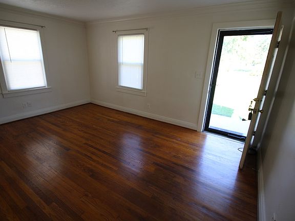 2nd image of 6920 Bowen Ave