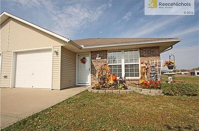 Great curb appeal! Adorable landscaping sets this home apart!