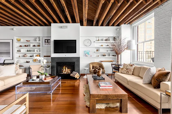 Sold by Douglas Elliman | media 18