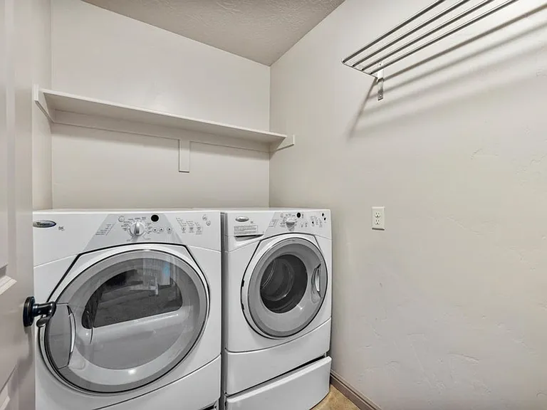 290 W Buena Vista Blvd #13 — Photo 19