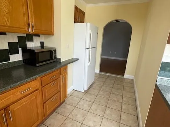 14 Meadow Street image 37 of 49