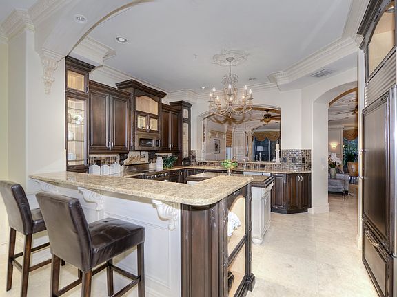3rd image of 2650 Bolero Dr APT 702