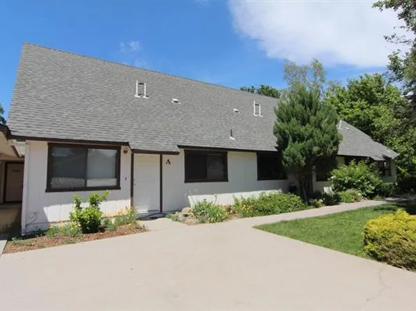 802 Carmen Dr #B, Mount Shasta, CA 96067