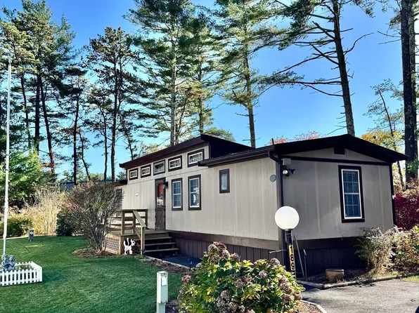 189 Pine View Terrace, West Wareham, MA 02576