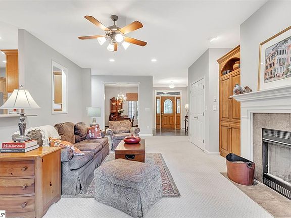 4th image of 133 Upcountry Ln