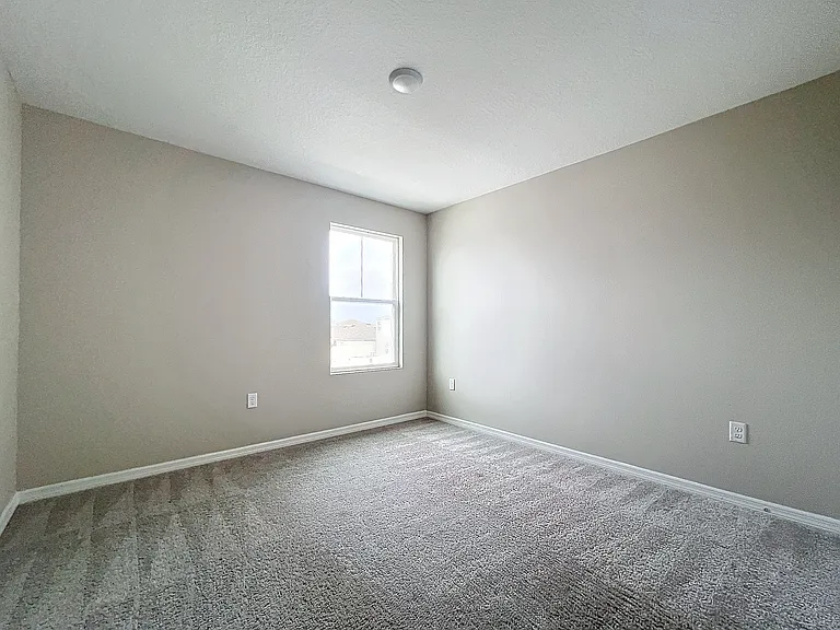 1404 Axel Cir — Photo 11