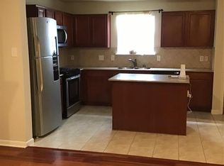 319 Remington Bridge Dr, Houston, TX 77073