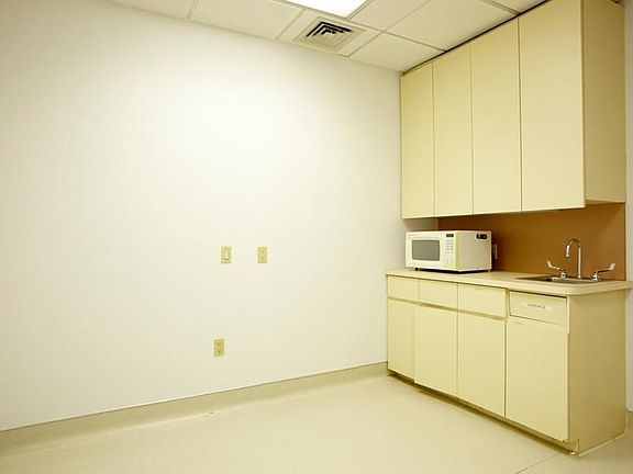 4th image of 161 Madison Ave Rm 10SW