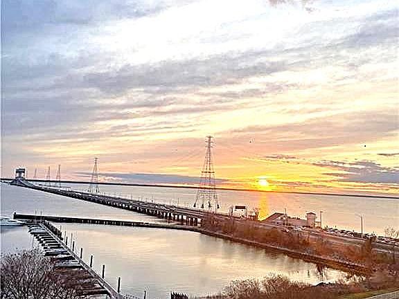 2nd image of 7501 River Rd APT 5G