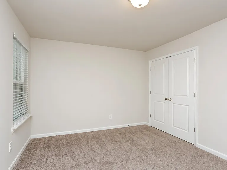 1157 Sunny Lake Dr — Photo 14