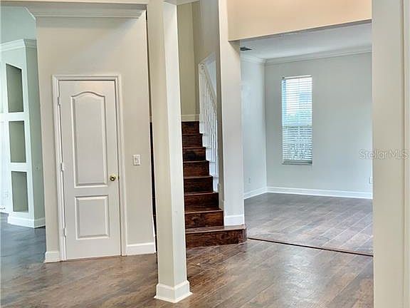 4th image of 4327 Flora Vista Dr
