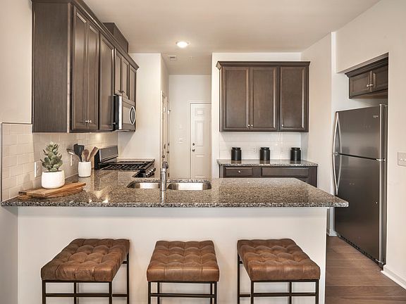 Designer Kitchen with countertop seating
