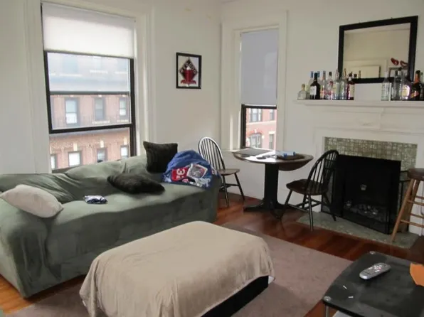 844 Beacon St #5, Boston, MA 02215