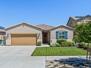 174 S Karen Ave, Kerman, CA 93630