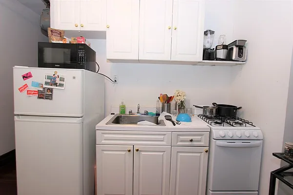 Rented by Dynamik Realty | media 45