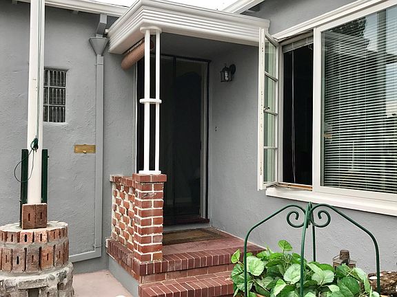 2nd image of 411 W Ellsworth Ct