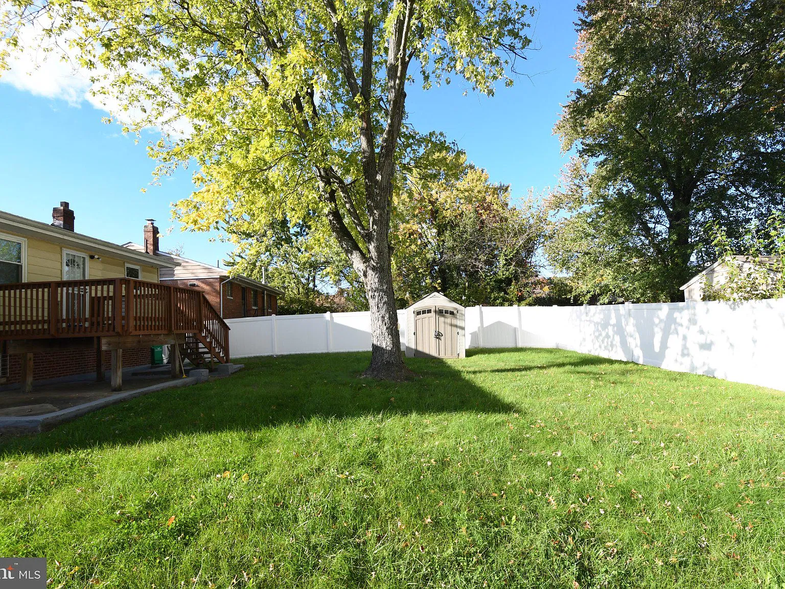 4 bed, 2.0 bath, 2166 sqft, $3,235 — Photo 3
