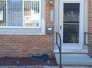 25959 Salem St, Roseville, MI 48066