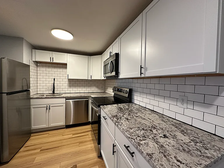 607 Bear St #202 — Photo 26