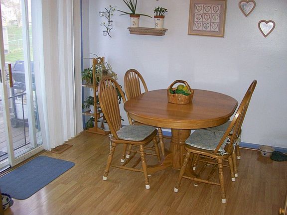 3rd image of 613 Bayberry Ln
