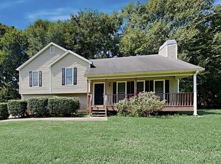 426 Mein Mitchell Rd, Hiram, GA 30141