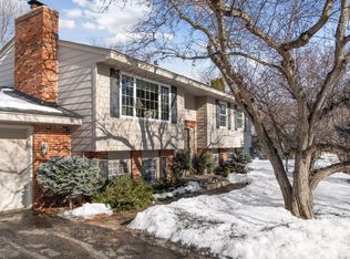 10924 Hyland Ter, Eden Prairie, MN 55344