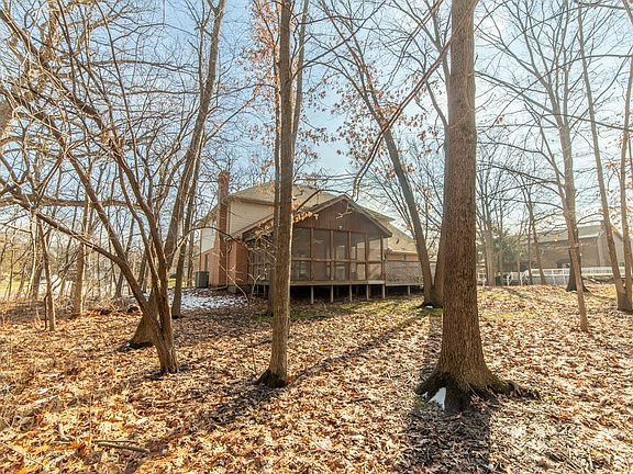 2nd image of 16930 Christopher Ct