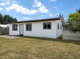 105 S 8th St, Lakeside, OR 97449