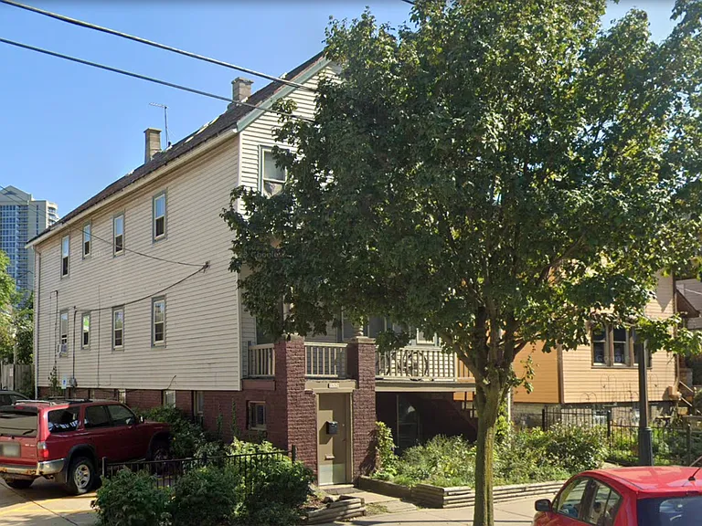 1650-52 N Arlington Pl — Photo 11
