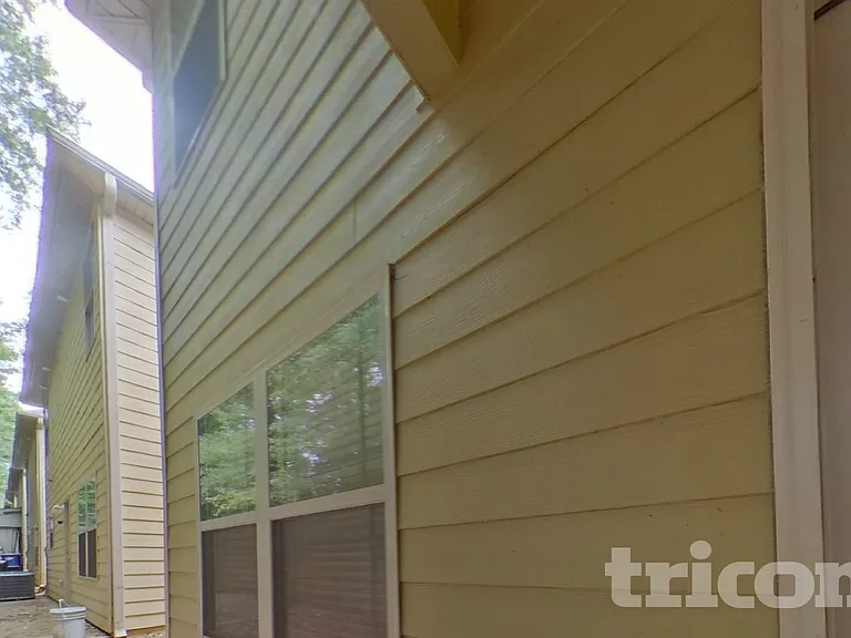817 Crescent Way — Photo 18