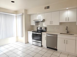 1533 John St #7, Fort Lee, NJ