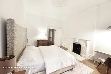 Rented by Peter Ashe