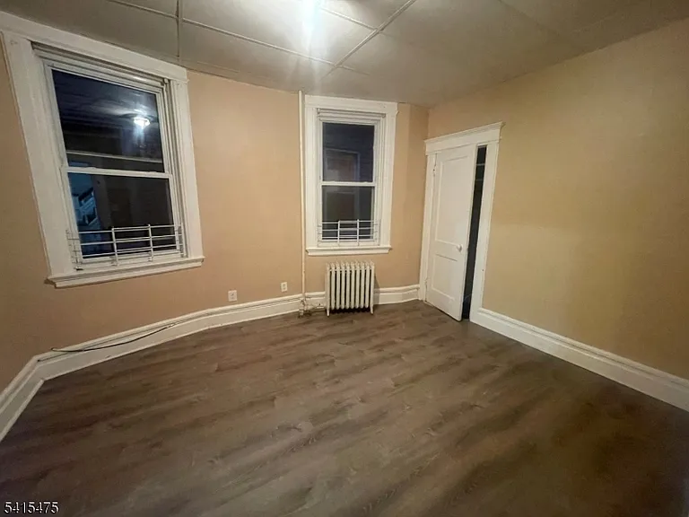 43 Mapes Ave #2L — Photo 5