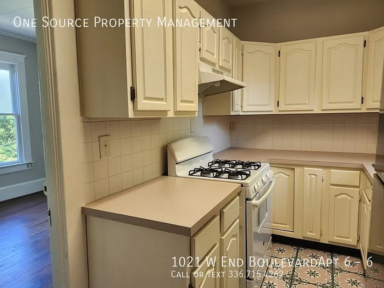 1021 W End Blvd #6 — Photo 6