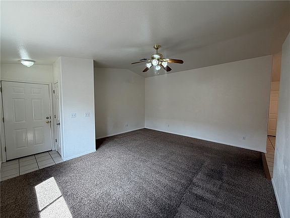 4th image of 3560 N Willow Road