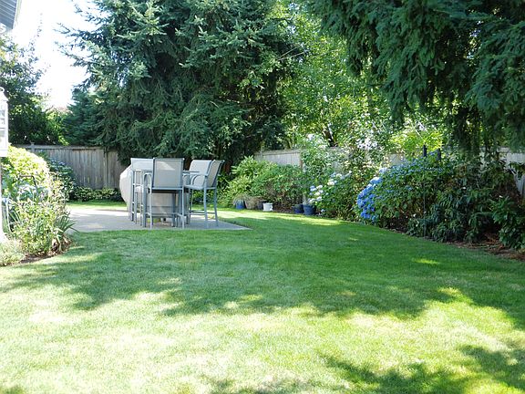 3rd image of 5305 44th Ct SE
