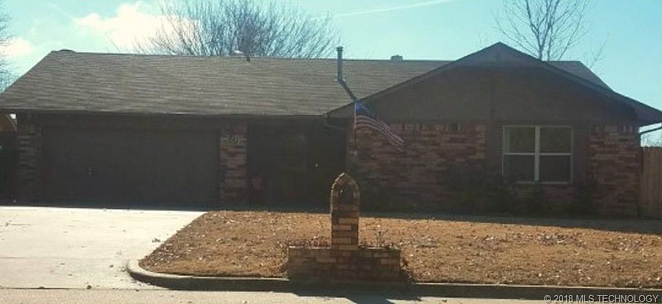 1st image of 206 Saunier Way