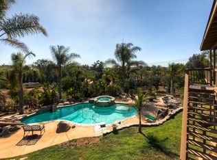 2240 Maelee Dr, Vista, CA 92084