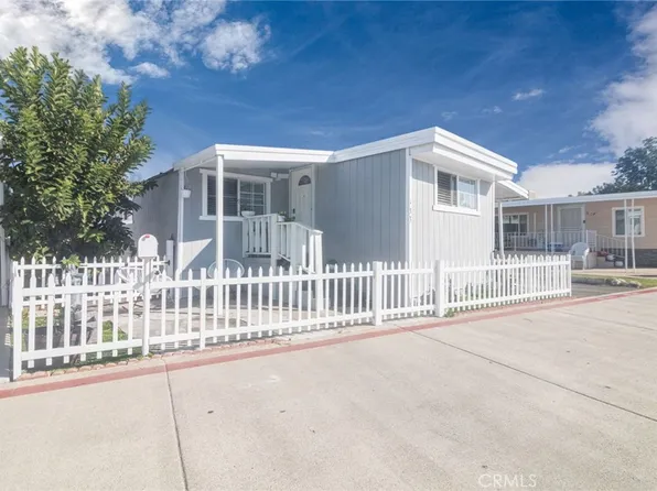 133 S De Soto Ln, Tustin, CA 92780