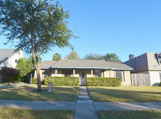 12206 Hoggard Dr, Meadows Place, TX 77477