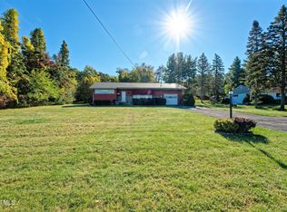 2208 Brookview Rd, Castleton, NY 12033